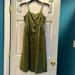 Olive green button-down cotton blend dress. Bohemian style. Size Small Petite.